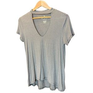 American Eagle Soft & Sexy Striped Choker Tee 🖤🤍